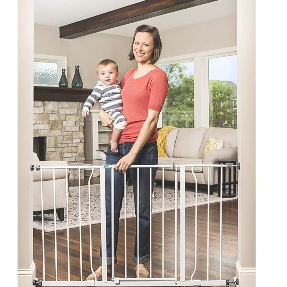 Regalo Easy Open 47-Inch Extra Wide